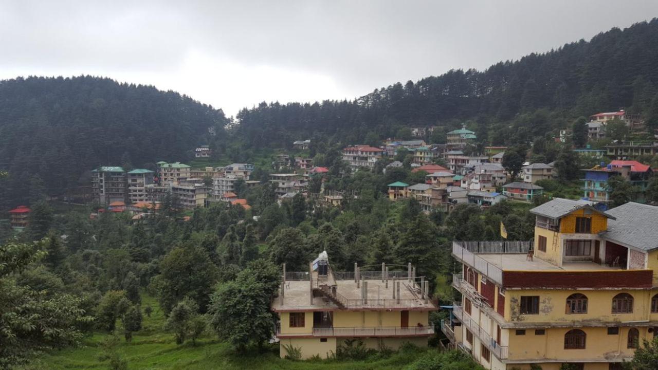 מלון דרמסאלה Mountain And Moon, Dharamkot מראה חיצוני תמונה
